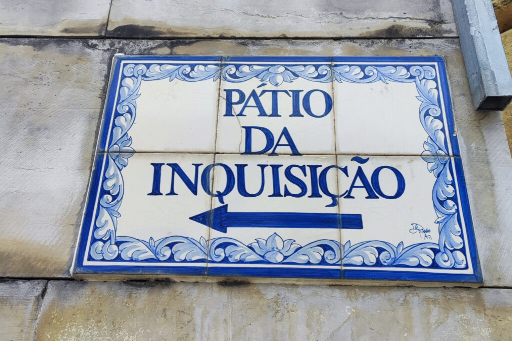 Placa Pátio da Inquisição